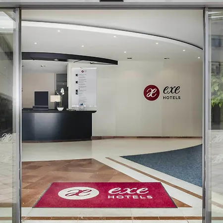 Exe Campus ホテル サルダニョーラ・ダル・バリェス