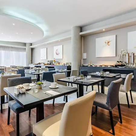 Hotel Exe Campus 4*