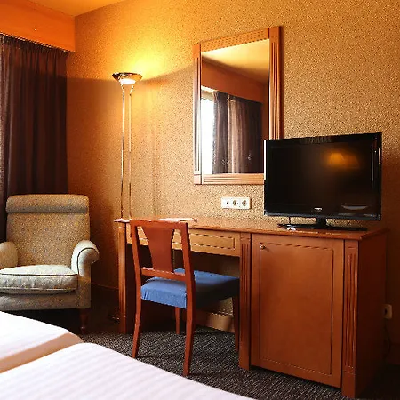 Exe Campus 4*